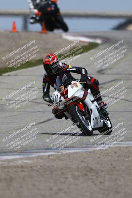 media/Mar-22-2025-TrackDaz (Sat) [[0456df0c41]]/Group B/Session 3 (Outside Grapevine)/